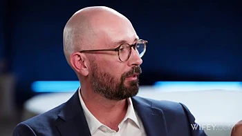 Serenity Cox - Fit Hotwife Gets Creampied 22 february 025