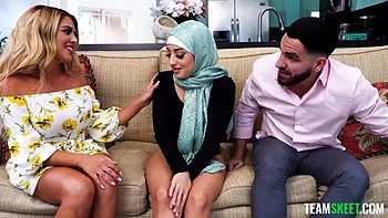 De Silva In Vivianna Sucks Violets Clit While She Sucks Her Tutors Cock