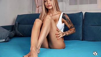 Solar Kate Rides Her Big Dildo