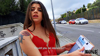 Tattooed Babe Gets Down and Dirty