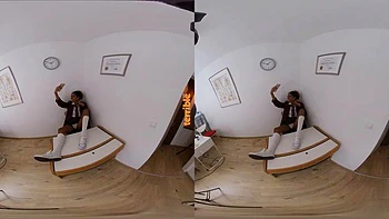 Bratty Moon: Blowjob, Doggy  Hardcore VR Porn