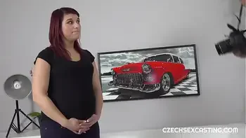 Hot redhead shows her skills