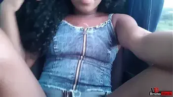 Estava brincando no ônibus de viagem - Bruna Black
