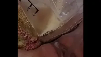 Catheter in wet pussy, can't stop peeing....