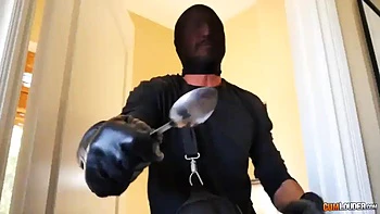 Thief gets pleasure: Blowjob, Doggy  Cowgirl Porn