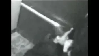 Quarentona portuguesa Susana faz broche ao patrï¿½o no elevador