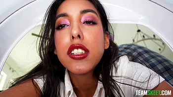 Clumsy Babysitter Got Stuck On The Washing Machine