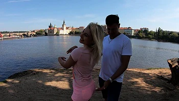 The couple Lilly Bella and Johnny Nitro fucked without condoms.