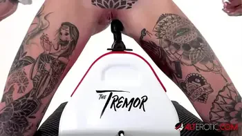 Tattooed Amber Luke rides the tremor for the first time
