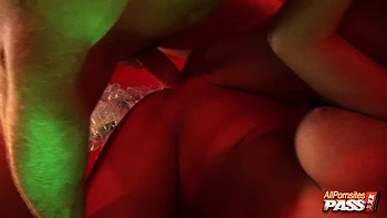 Stripclub Vixens Kat And Kit Groupsex