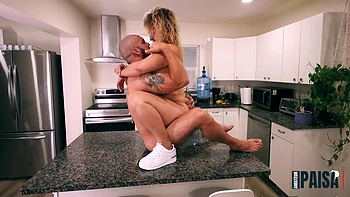 I Seduced The Electrician So He Fucked Me In The Ass