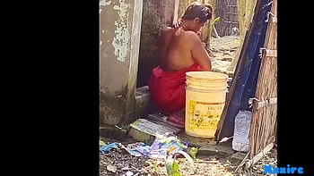 Desi Randi Bhabhi Big Boob Big Chest