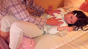 Big Tit Asian Milf Fuccks A Big Young Cock In Hotel