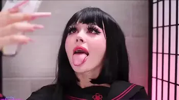 Glory hole for hentai girlfriend