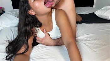 How When I Penetrate Her Hard Until She Makes Her