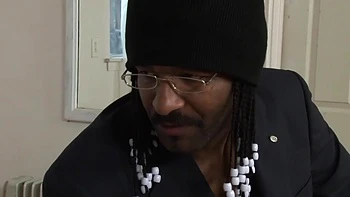 No Way That Fits! Jaw Dropping Milf Has To Try BBC