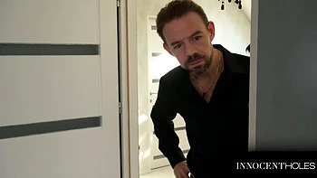 Horny Rich Girl Alyssa Bounty Enjoys A Dp From Her Servants