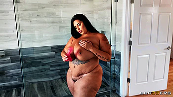 Dildo Showers Bring Big cocks