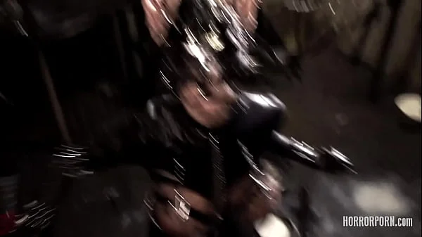 HorrorPorn - The Fetish Cougar