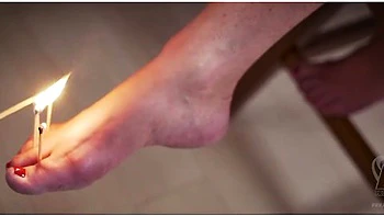 Wonder Woman Vs Gremlin 3 - Christina Carter