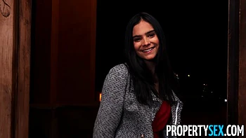 Violet Starr Seals Million-Dollar Deal by Twerking Big Ass