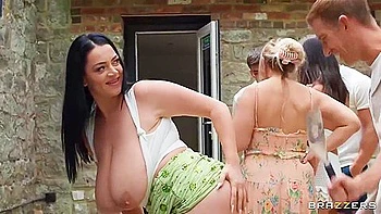 Klara Divine - Smiling Klaras Big Cock Movie