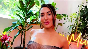 Busty Babe Chloe Amour Pleasures Dick With Her Bald Pussy