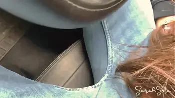 Fucking near a public park in the car - cum on her ass - risky outdoor sex