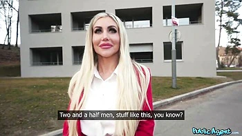 Outdoor sex for money with a gorgeous blonde babe Carla Boom