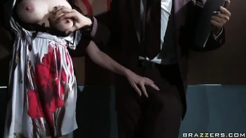 Brunette girlfriend Brandi Edwards screwed anally by huge wiener