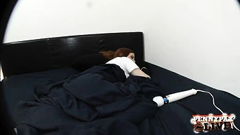 Crazy Penny's petite scene