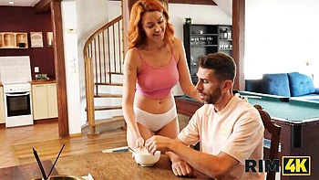 Sweet Cherry's couple scene