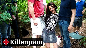 Inveigling floozy at outdoors action