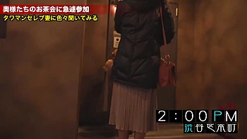 0010720_おもらし 人妻 美脚などが含まれている