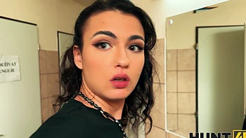 Charlotte Grey gets fucked on the toilet by horny Alexander Tda