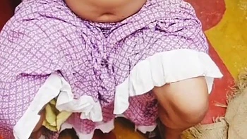 Desi Bhabhi Night Fun With A Toy