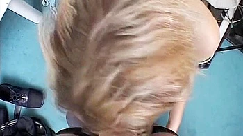 Beim Vorstellungs Gespraech Die Hose Runter Gelassen