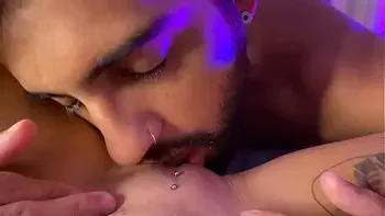 Chupou minha bucetinha gostoso até esguichar - Squirt - Romulo Pontess