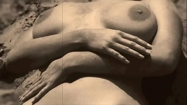 Vintage Nudes In Nature