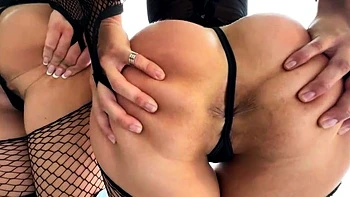 Fatty girl who loves big cocks warms up for a hardcore sex