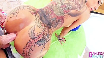 Big Booty Inked Pawg Bella Bellz Gets Anal Slamming