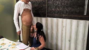 Puja Bhabhi Fuck With Tailor For Stitching A Dress Free Of Cost