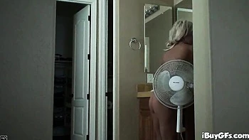 Adroit Savannah Gold and Savannah - fetish action - I Buy GFs