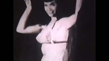 Vintage Lesbian BDSM Spanking - Obedient Women & Torment - Classic