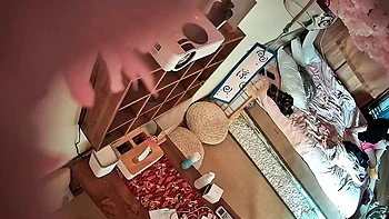 Hot Amateur Caught on Hidden Cam