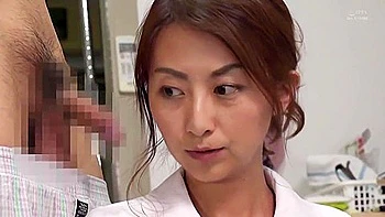 Asian Amateur MILF Wife Gets Hardcore Cumshot