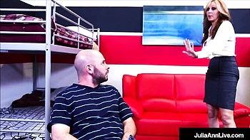 Julia's Big Tits and Ass Blowjob Hardcore Fuck
