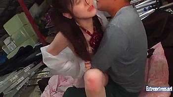 Kaise Akari Gets Rough Anal in Warehouse