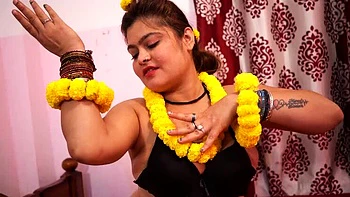 Indian Teacher Caught Fucking Student in Dark Class, Licks Teen Pussy