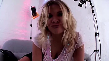 Wet MILF Pussy Masturbates Close-Up with Toys